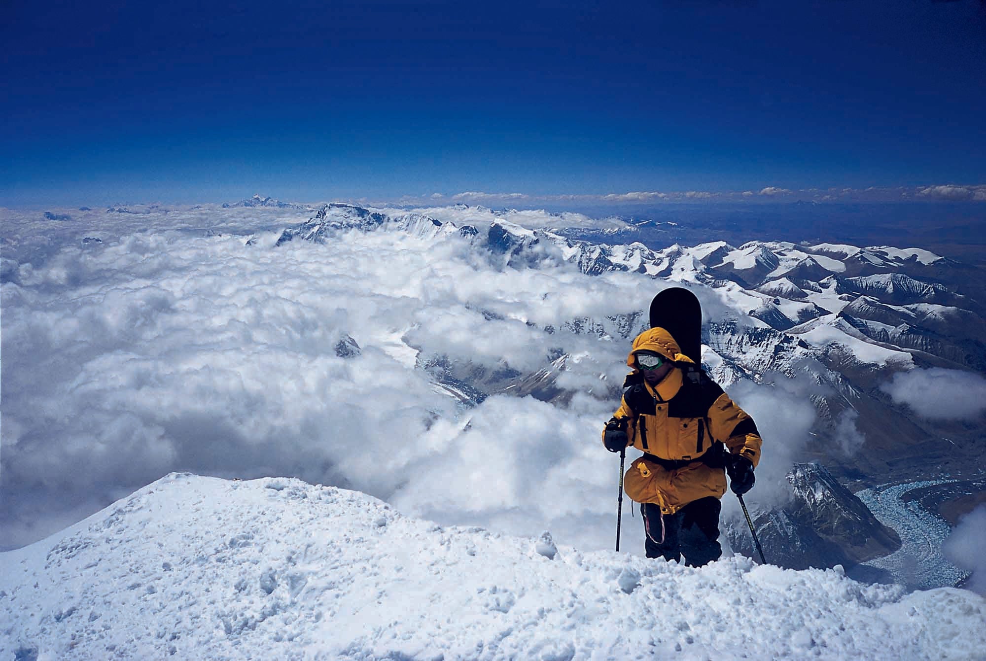 Stefan Gatt: Der erste Mensch, der vom Mount Everest mit dem Snowboard abgefahren ist